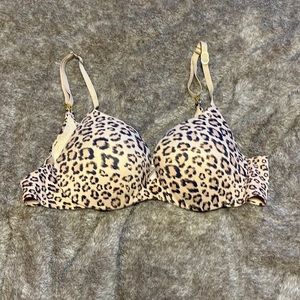Incredible bra by Victorias Secret size 36B